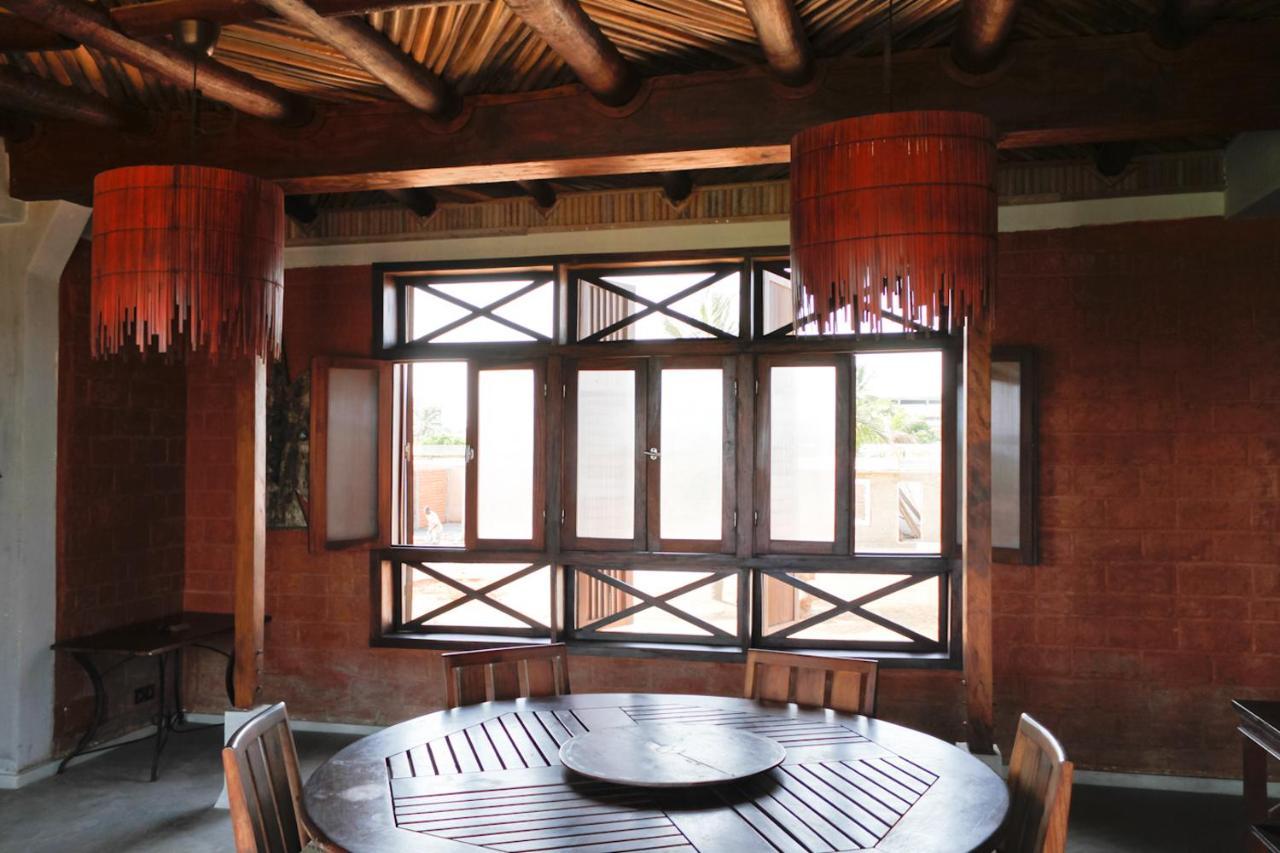La Maison Bleue Lome Exterior photo