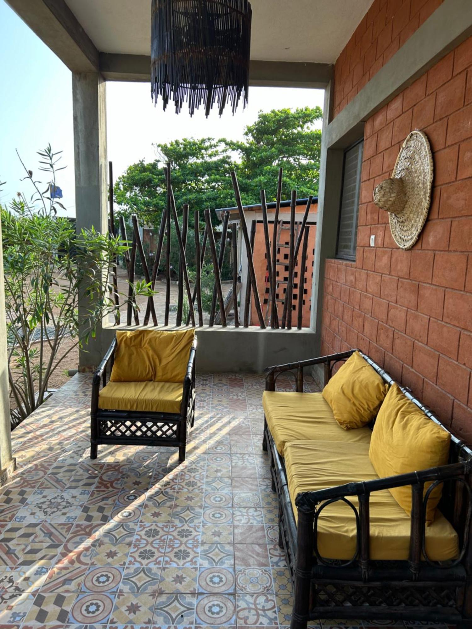 La Maison Bleue Lome Exterior photo